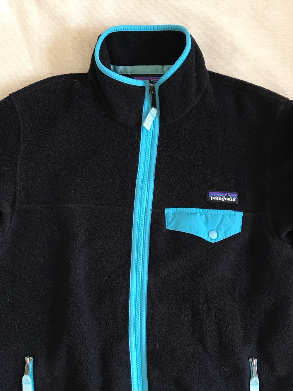 Patagonia Women's Full-Zip Snap-T® Fleece Jacket Medium Black/Ultramarine